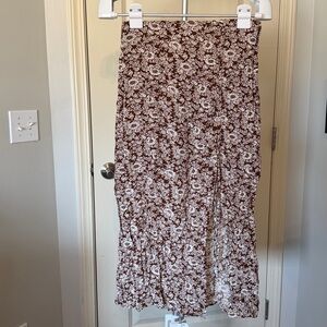 American Eagle Brown and White Floral Skirt